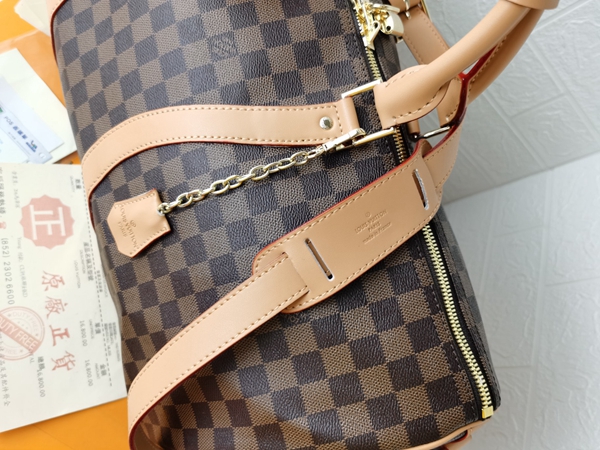 ルイヴィトンバッグ着用イメージ